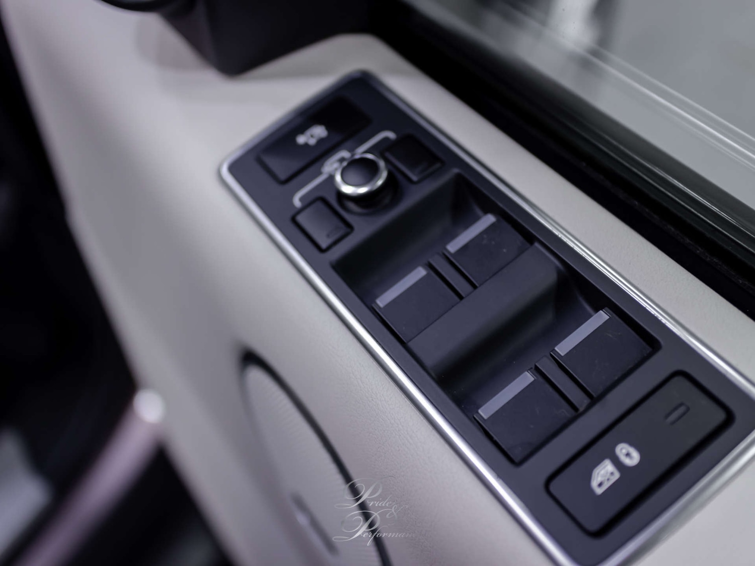 Used Land Rover Range Rover 2014 for sale - 76465968: Photo 41