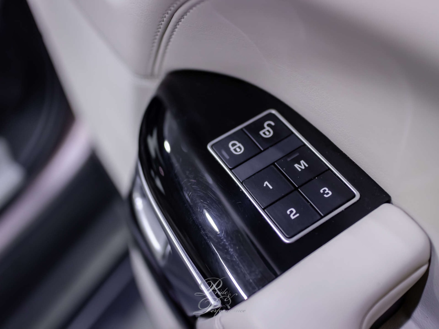 Used Land Rover Range Rover 2014 for sale - 76465968: Photo 42