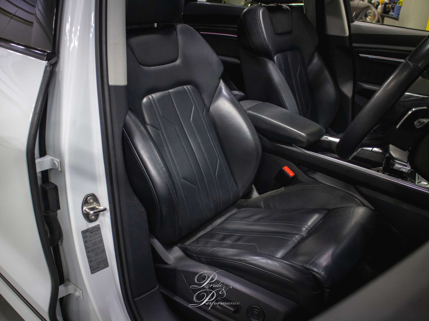 Used Audi e-tron 2020 for sale - 77434587: Photo 15