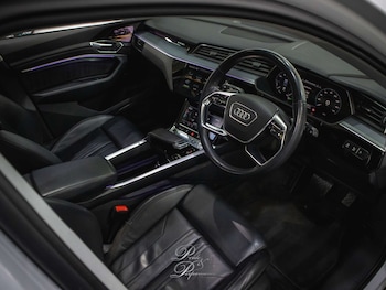 Used Audi e-tron 2020 for sale - 77434587: Photo