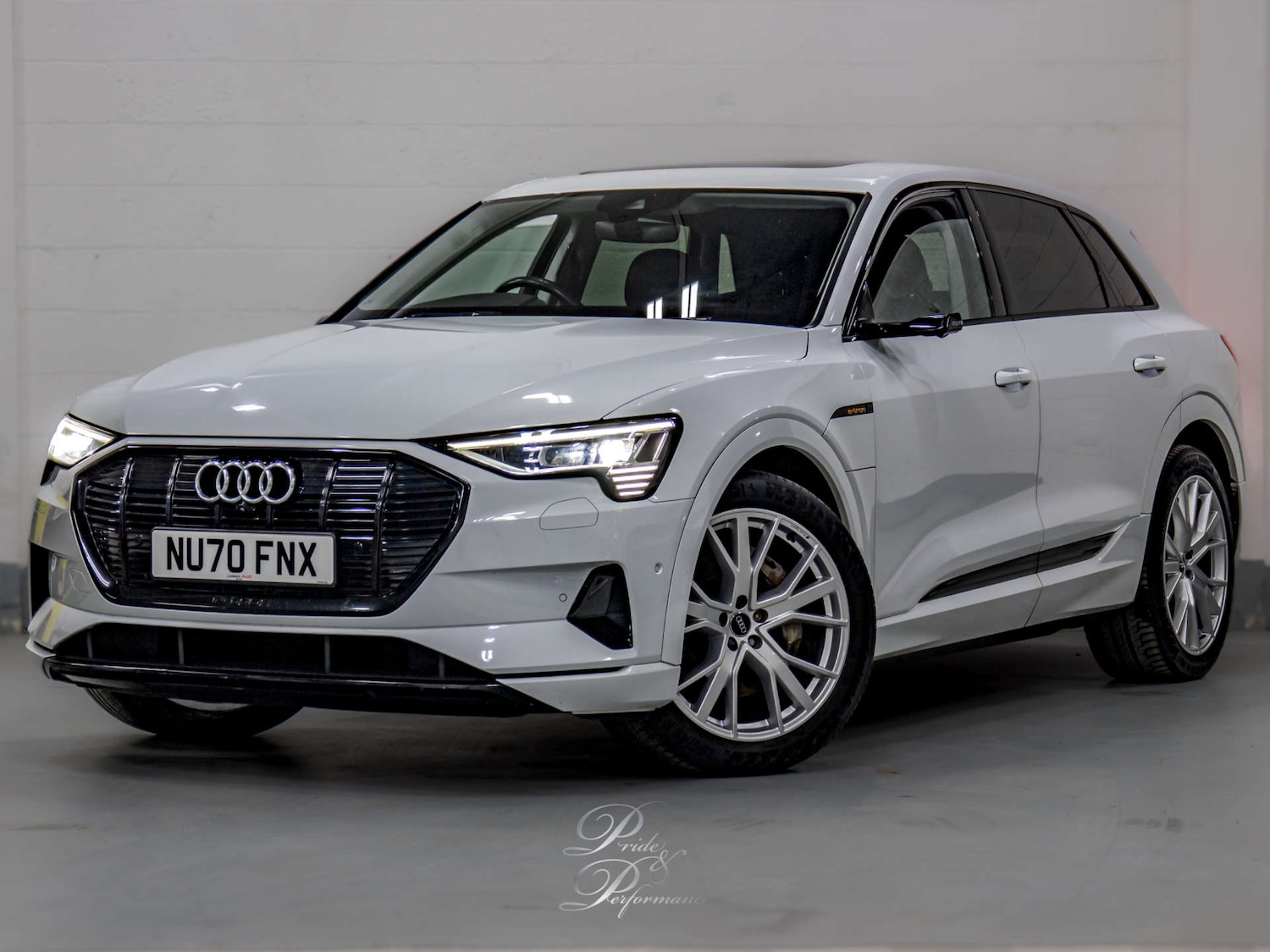 Used Audi e-tron 2020 for sale - 77434587: Photo 3