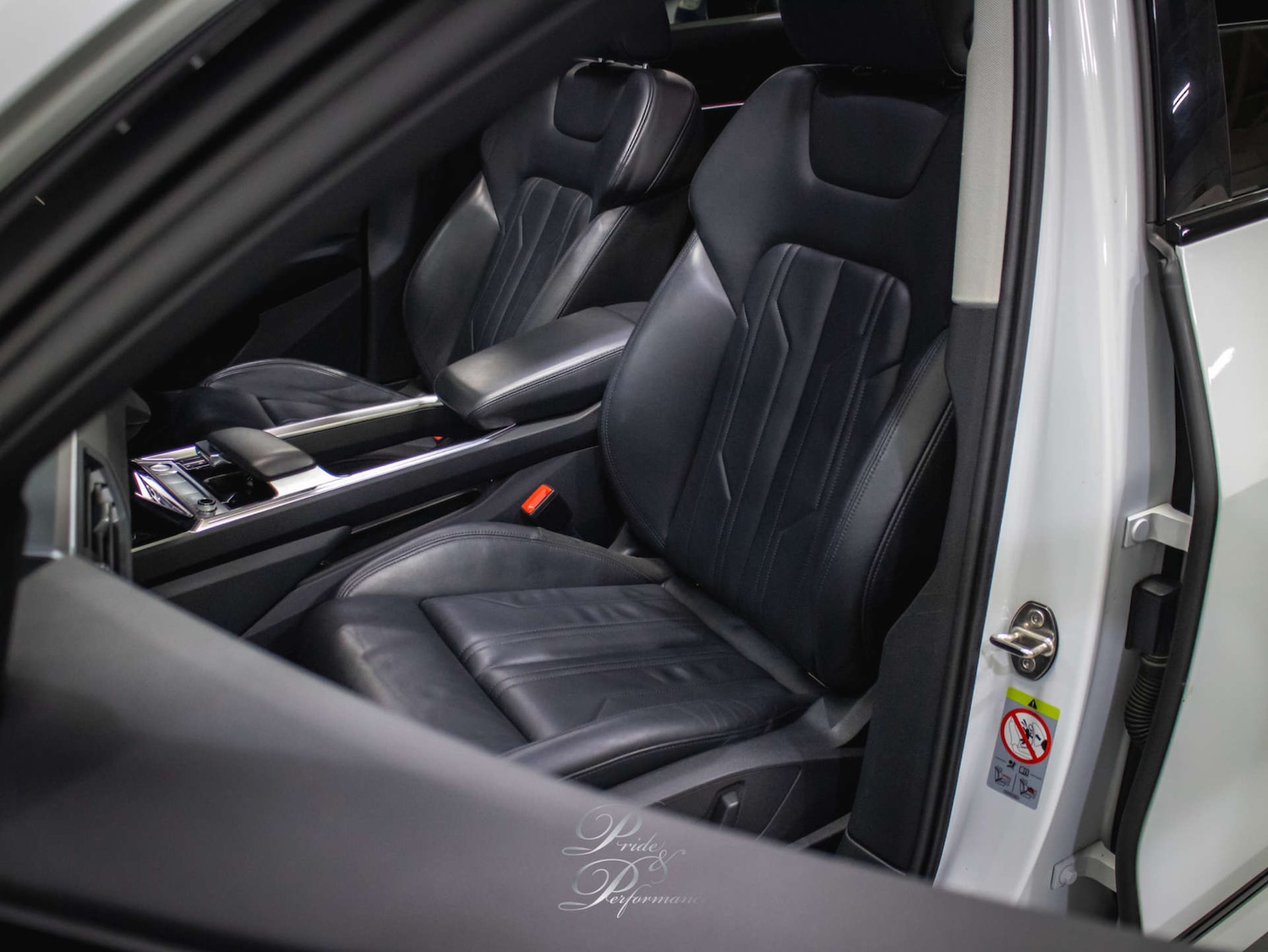 Used Audi e-tron 2020 for sale - 77434587: Photo 37