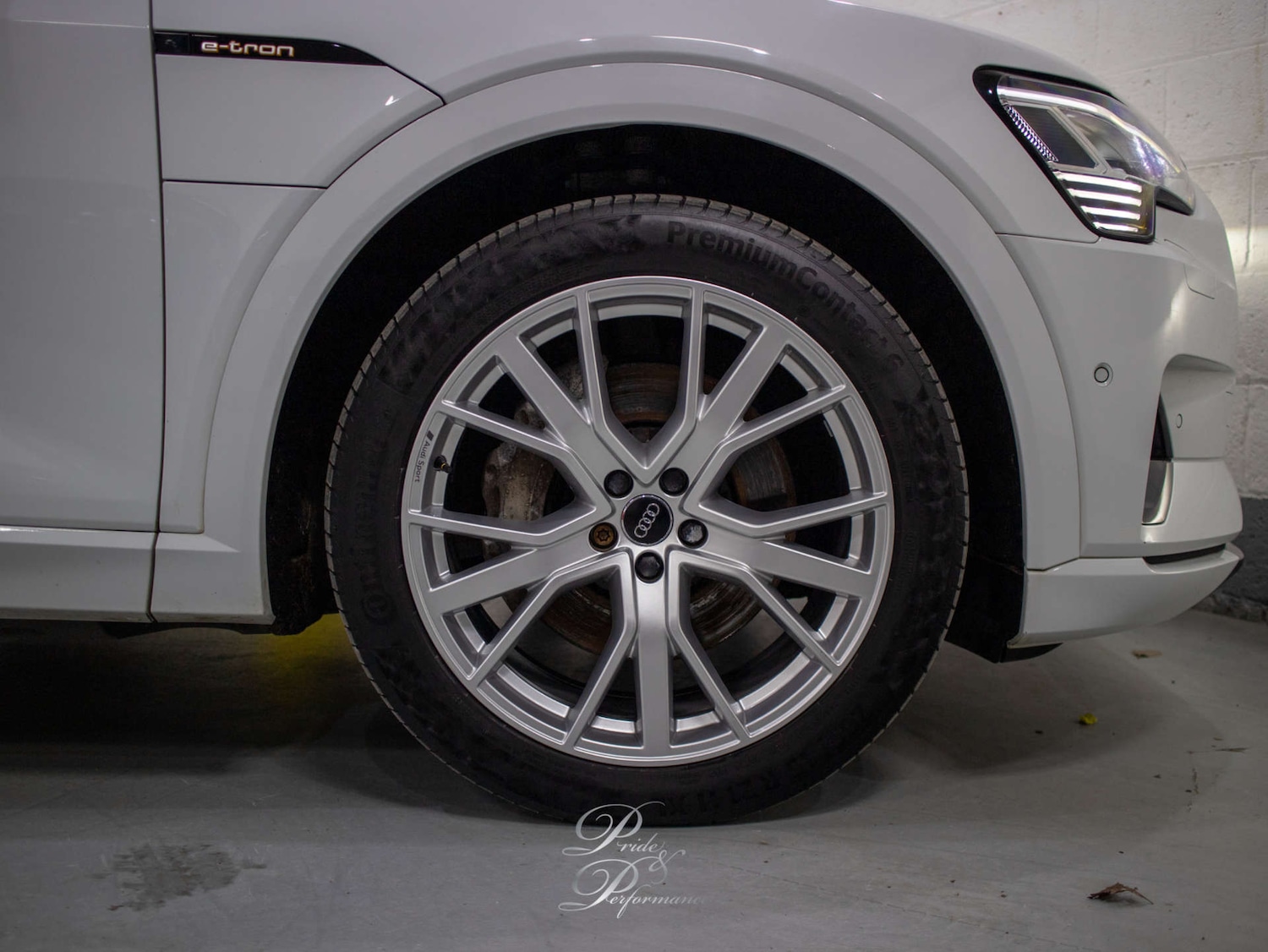 Used Audi e-tron 2020 for sale - 77434587: Photo 41