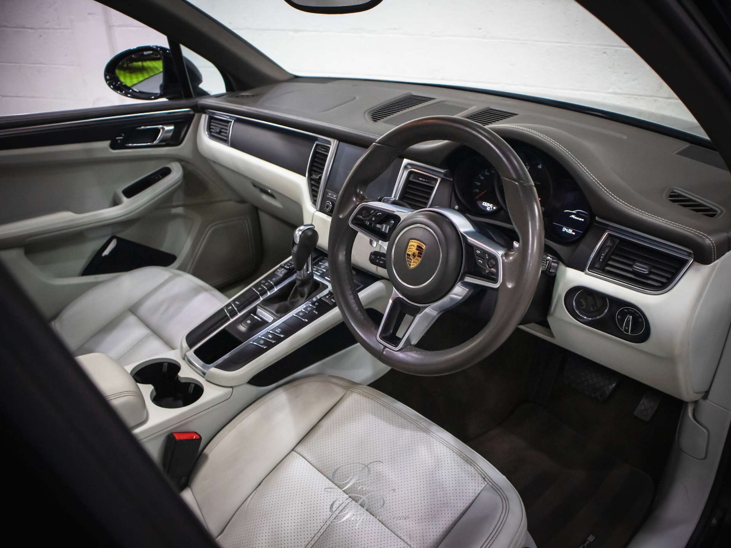 Used Porsche Macan 2016 for sale - 77431853: Photo 12