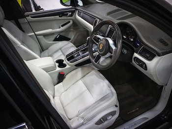 Used Porsche Macan 2016 for sale - 77431853: Photo