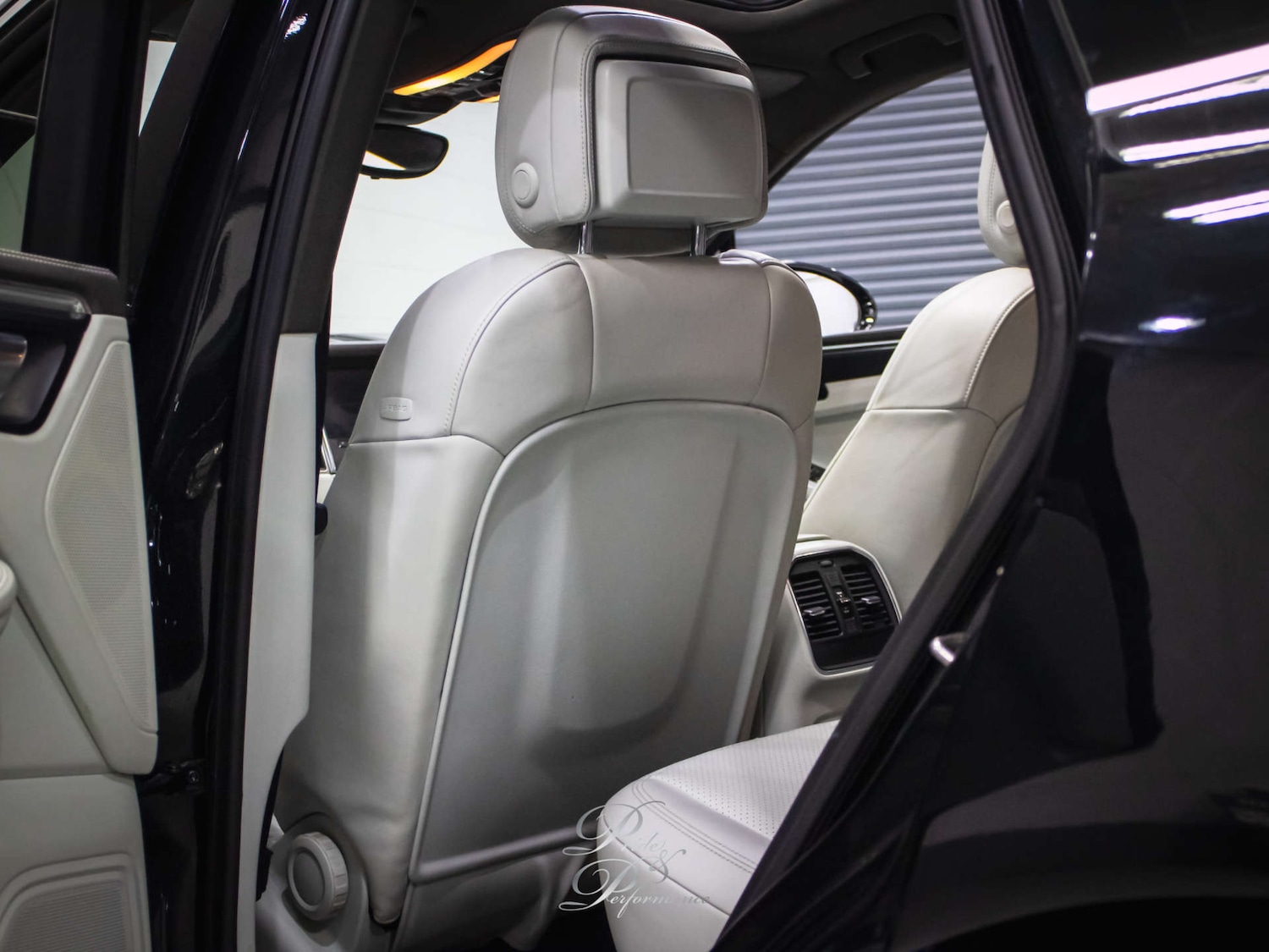 Used Porsche Macan 2016 for sale - 77431853: Photo 33