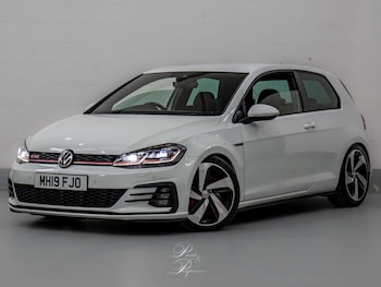 Used Volkswagen Golf 2019 for sale - 78986357: Photo