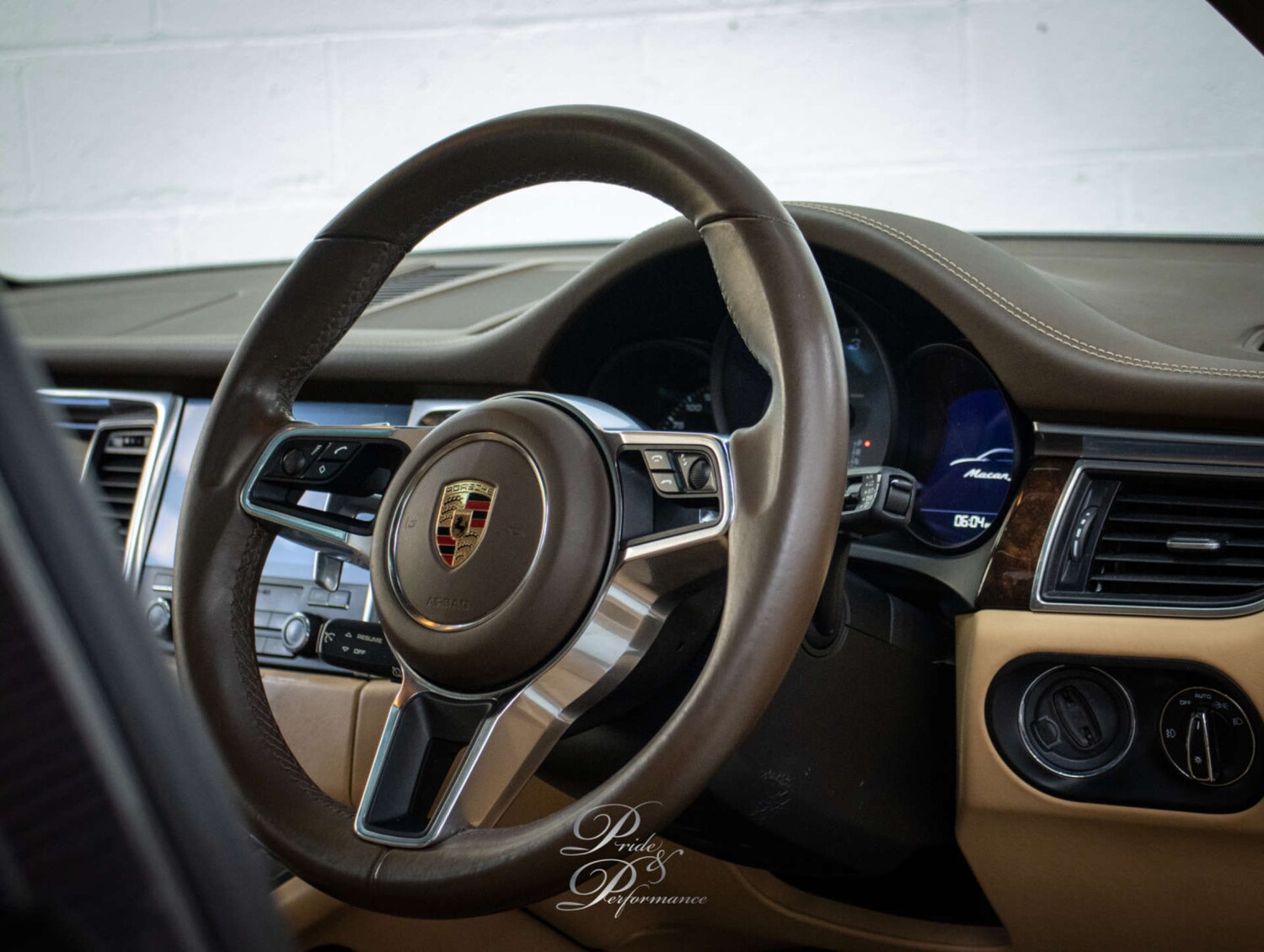 Used Porsche Macan 2017 for sale - 78148810: Photo 24