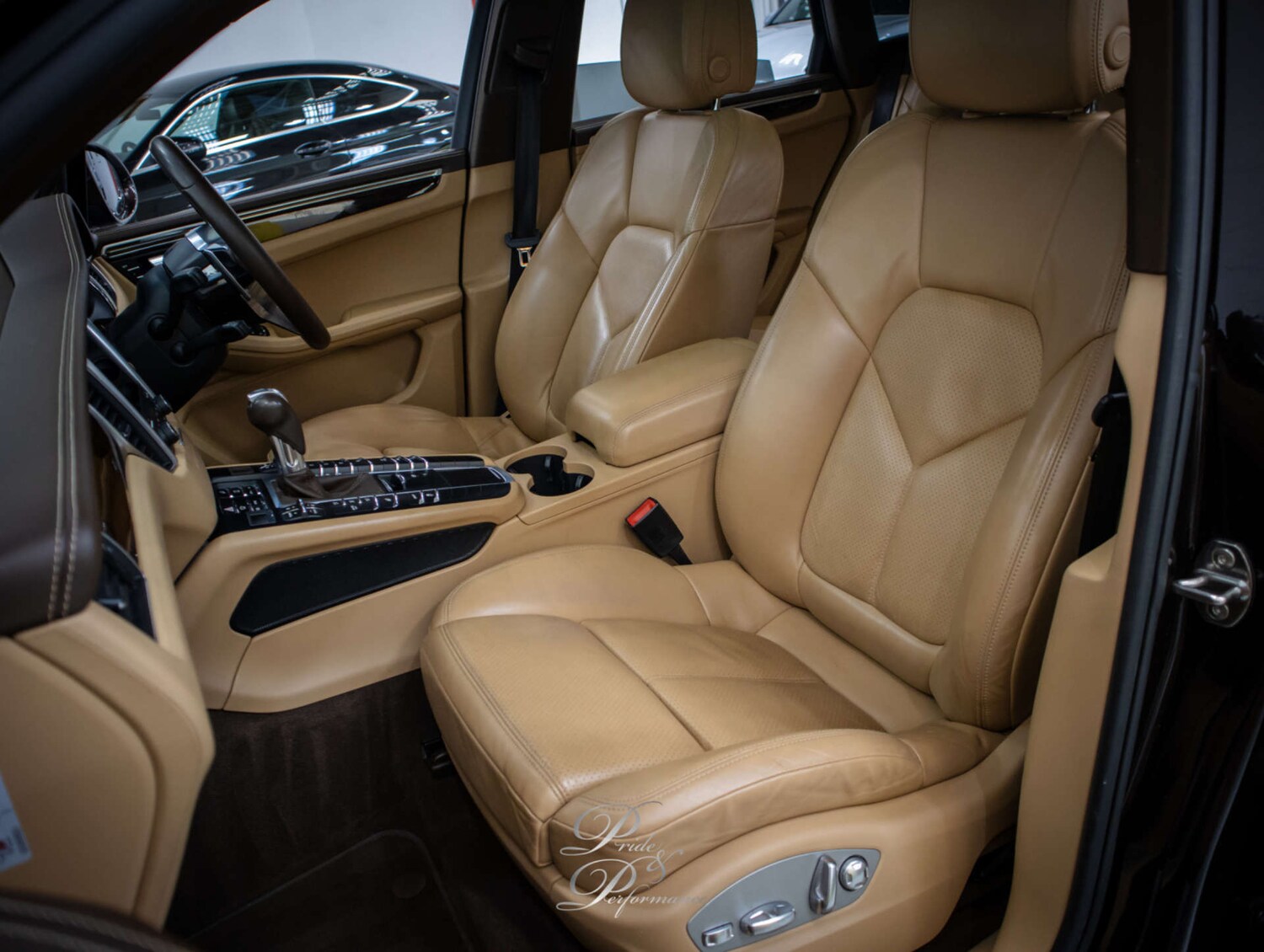 Used Porsche Macan 2017 for sale - 78148810: Photo 34