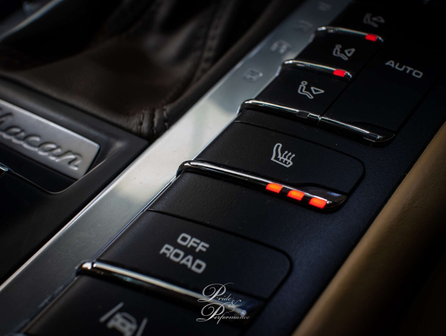 Used Porsche Macan 2017 for sale - 78148810: Photo 43