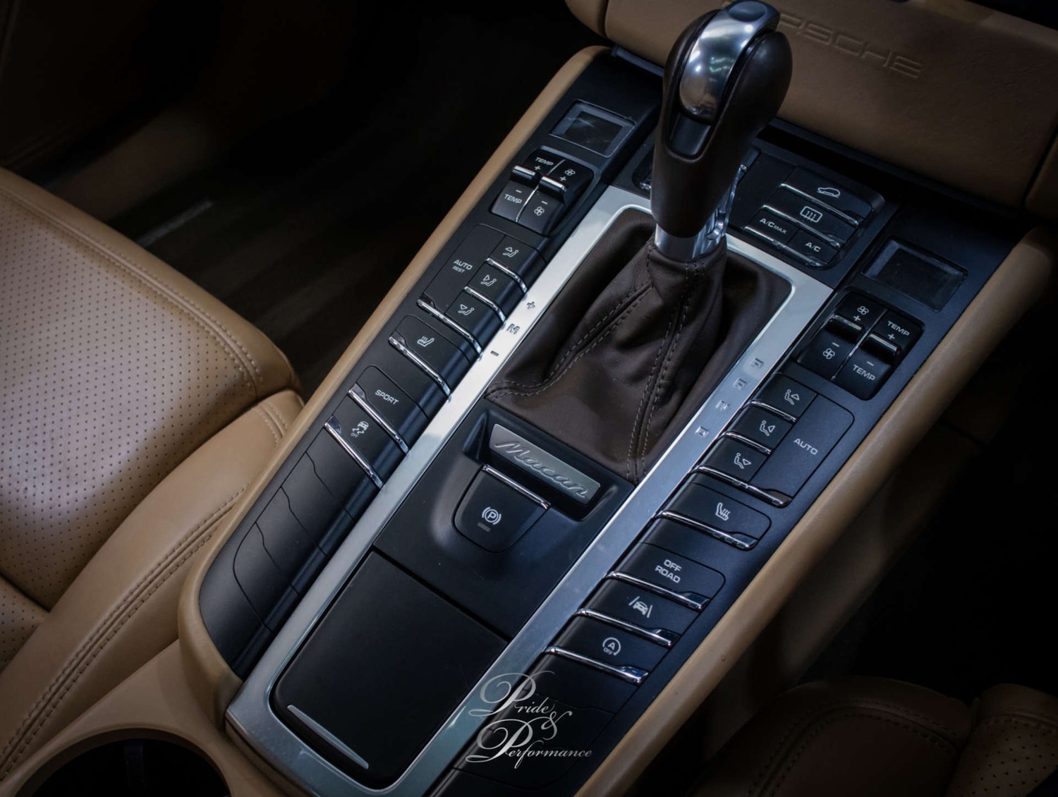 Used Porsche Macan 2017 for sale - 78148810: Photo 44