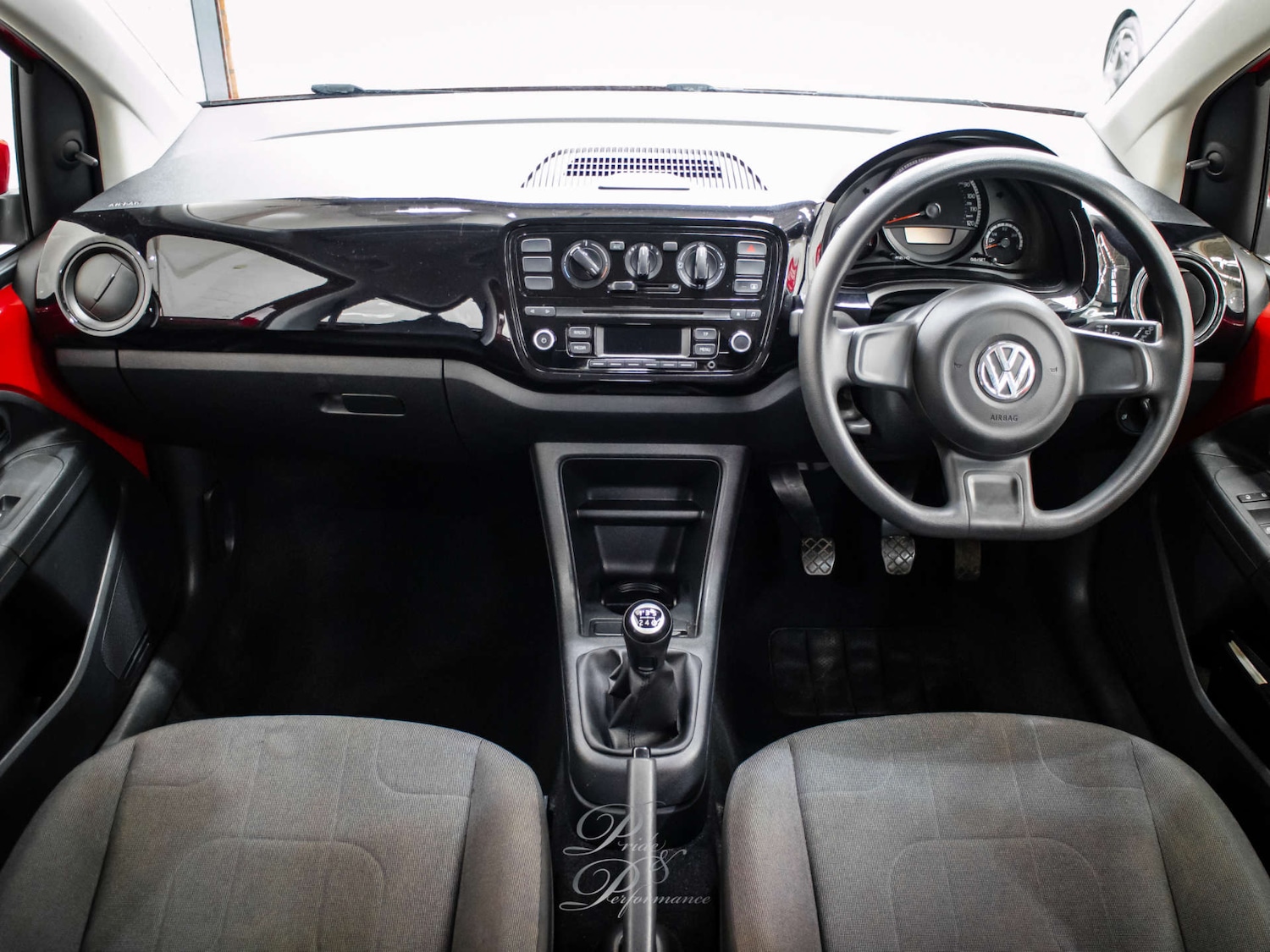 Used Volkswagen up! 2015 for sale - 76197189: Photo 13