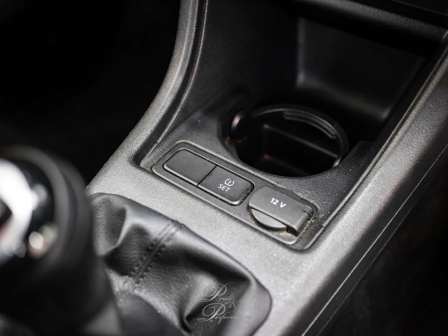 Used Volkswagen up! 2015 for sale - 76197189: Photo 28