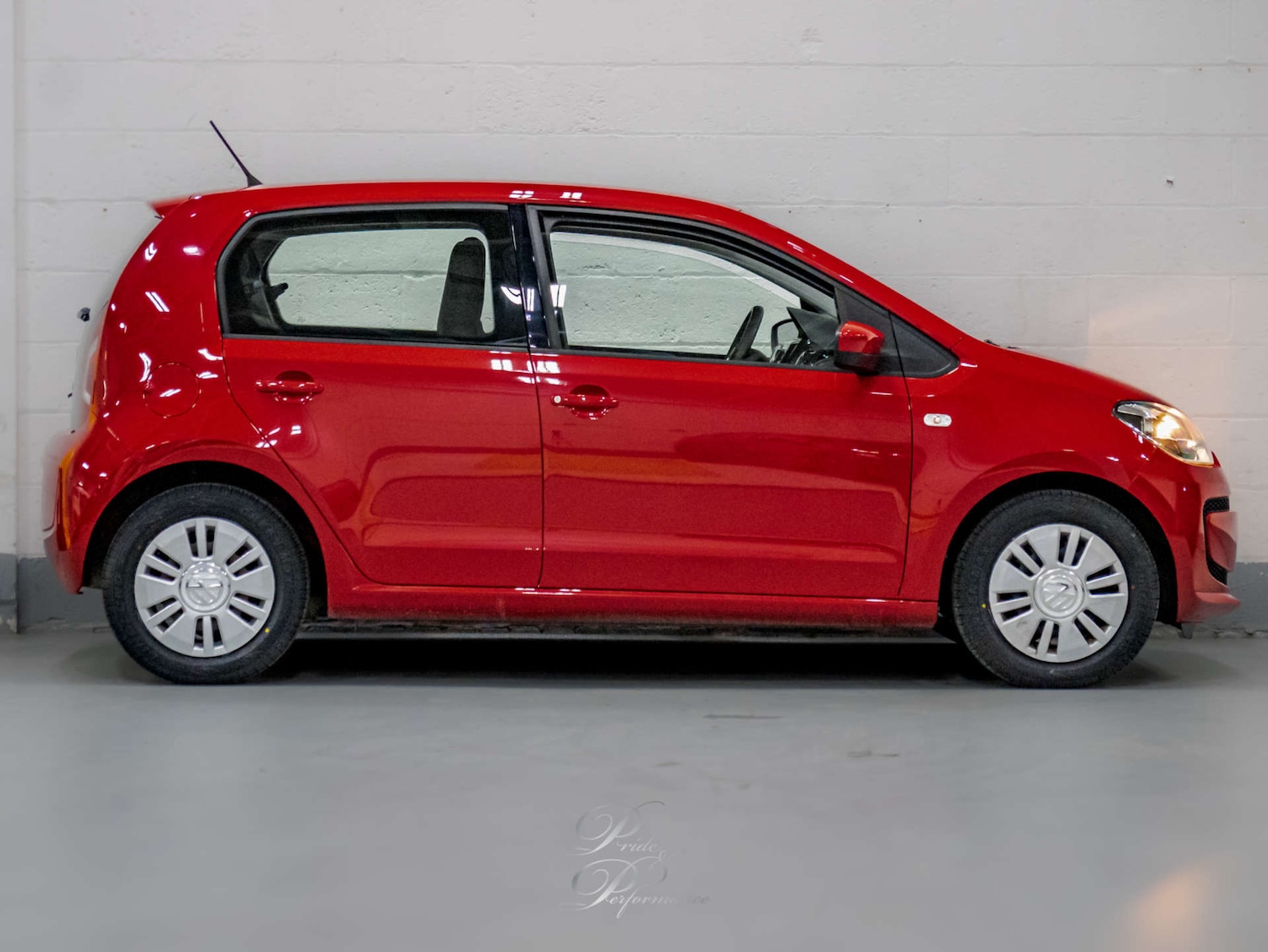 Used Volkswagen up! 2015 for sale - 76197189: Photo 32