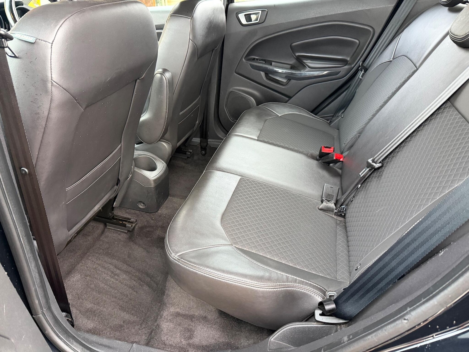 Used Ford Ecosport 2015 for sale - 76992388: Photo 14