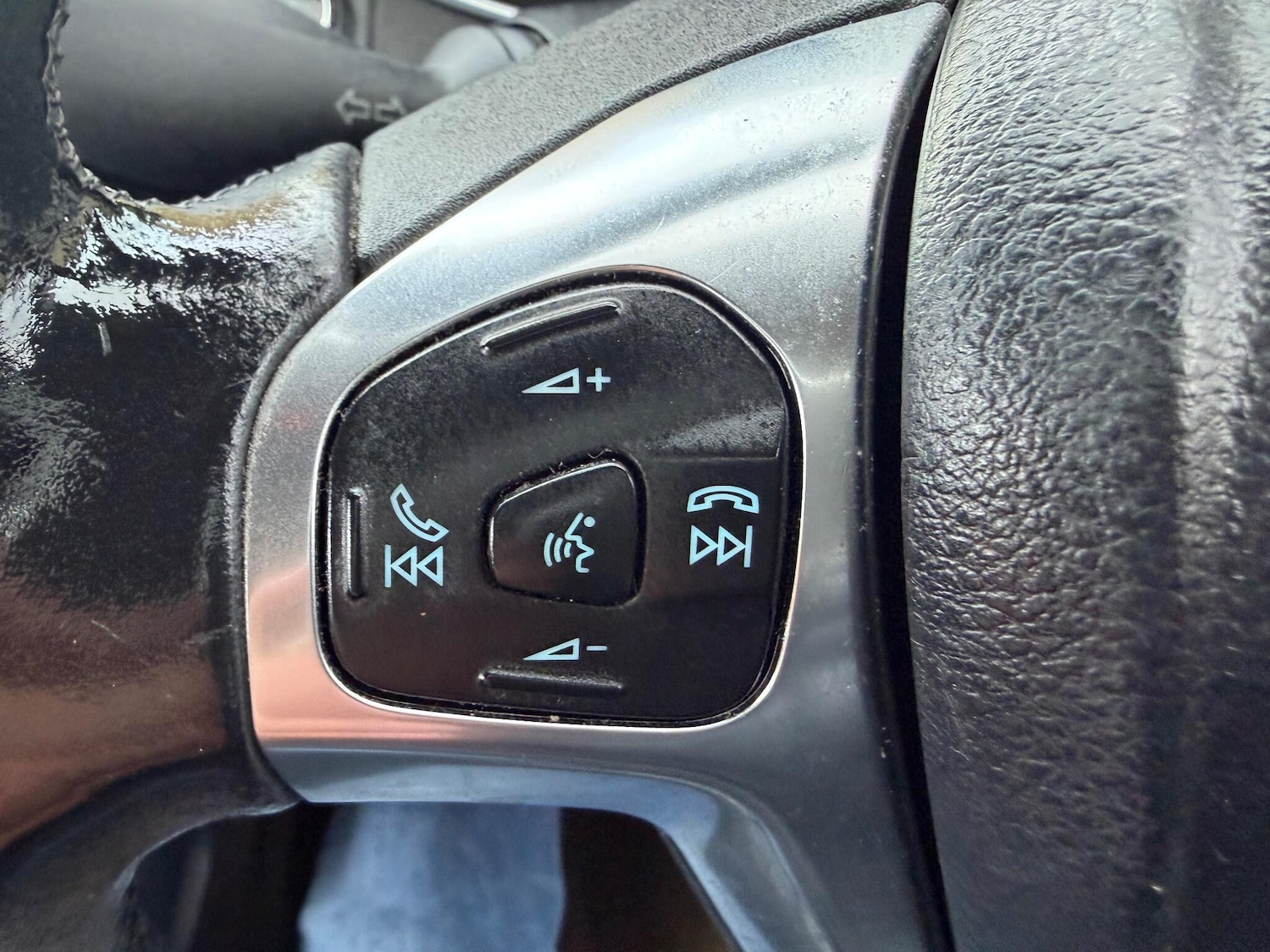 Used Ford Ecosport 2015 for sale - 76992388: Photo 19