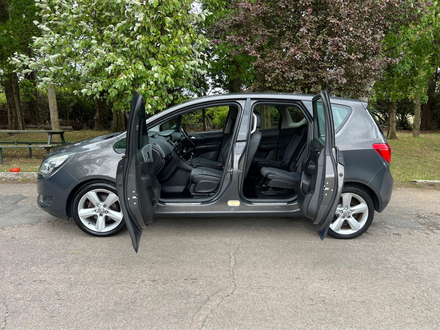 Used Vauxhall Meriva 2014 for sale - 77439648: Photo 10