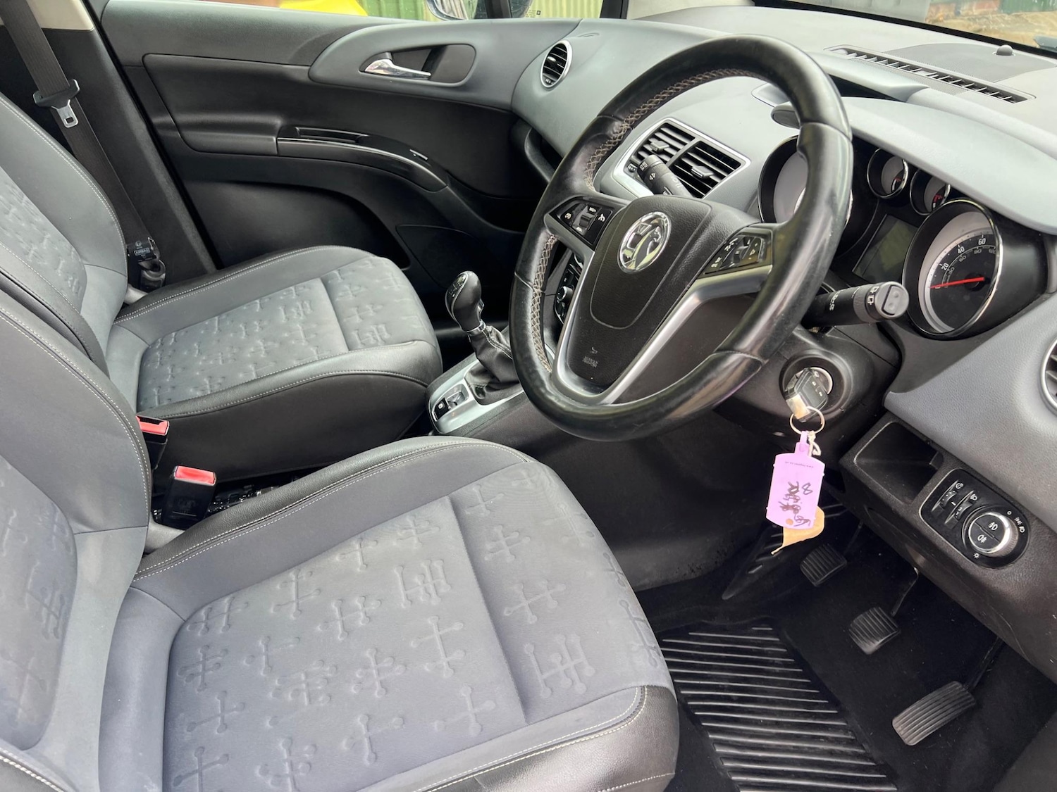 Used Vauxhall Meriva 2014 for sale - 77439648: Photo 13