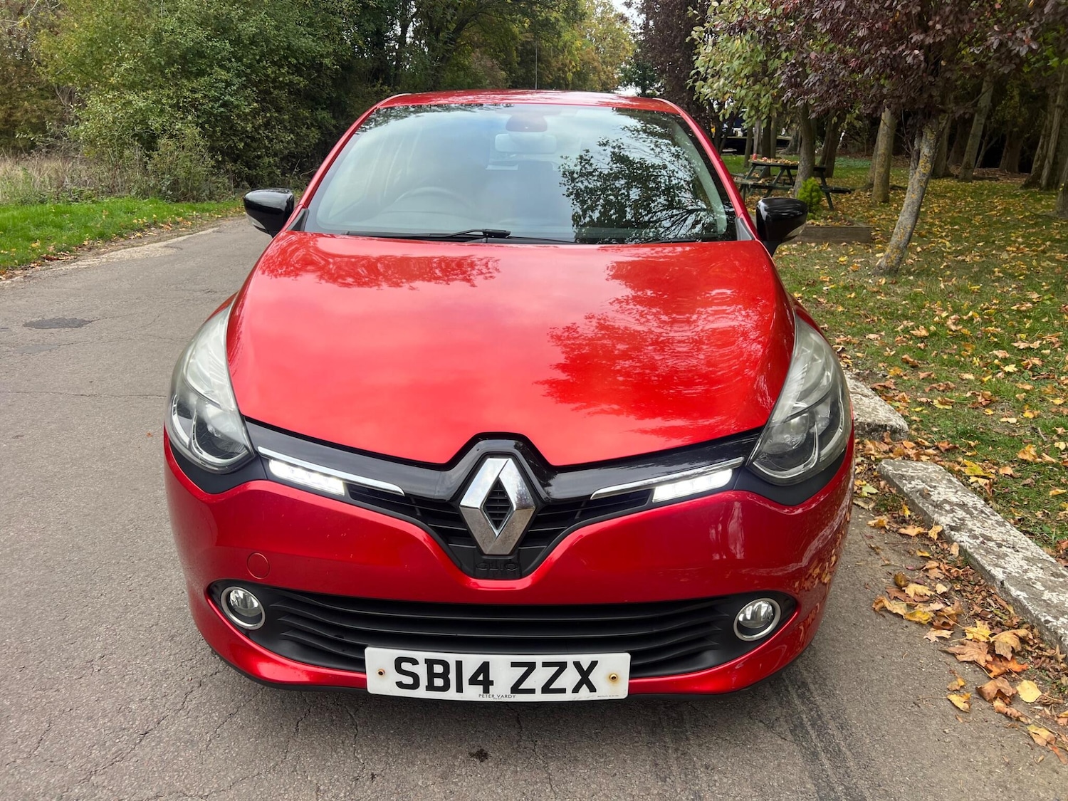 Used Renault Clio 2014 for sale - 76306310: Photo 4