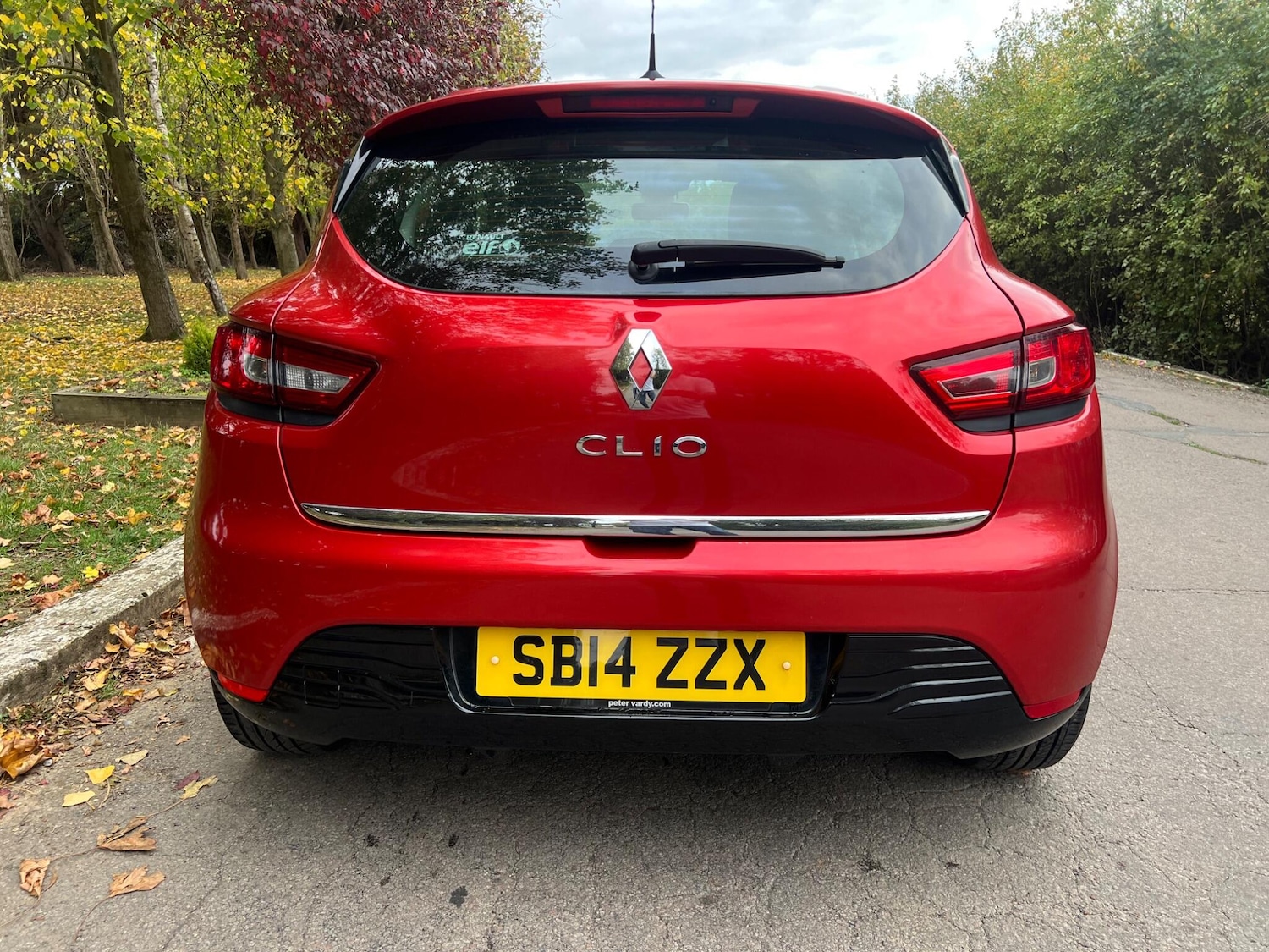 Used Renault Clio 2014 for sale - 76306310: Photo 5