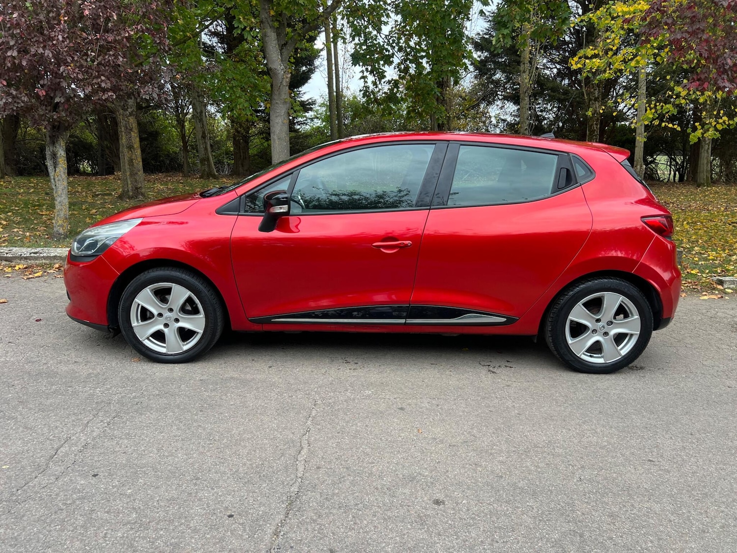 Used Renault Clio 2014 for sale - 76306310: Photo 6