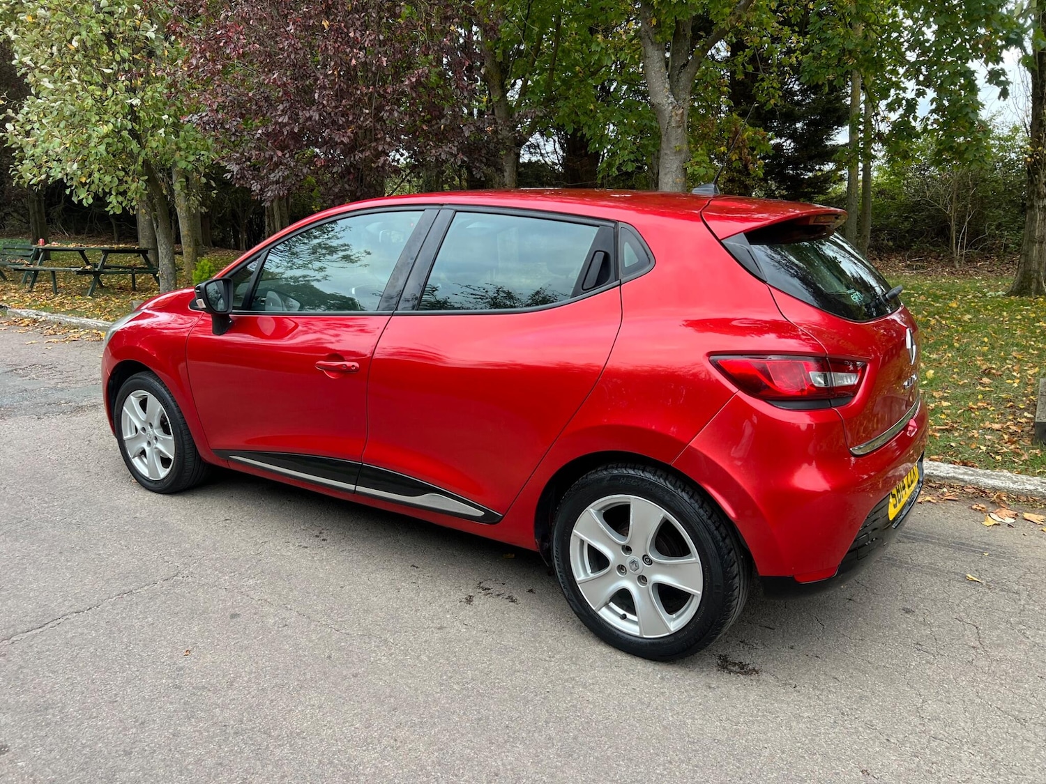 Used Renault Clio 2014 for sale - 76306310: Photo 8