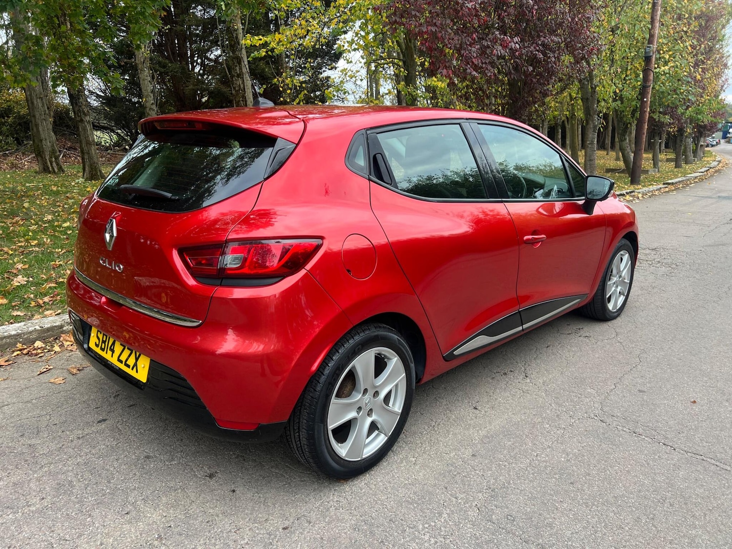 Used Renault Clio 2014 for sale - 76306310: Photo 9