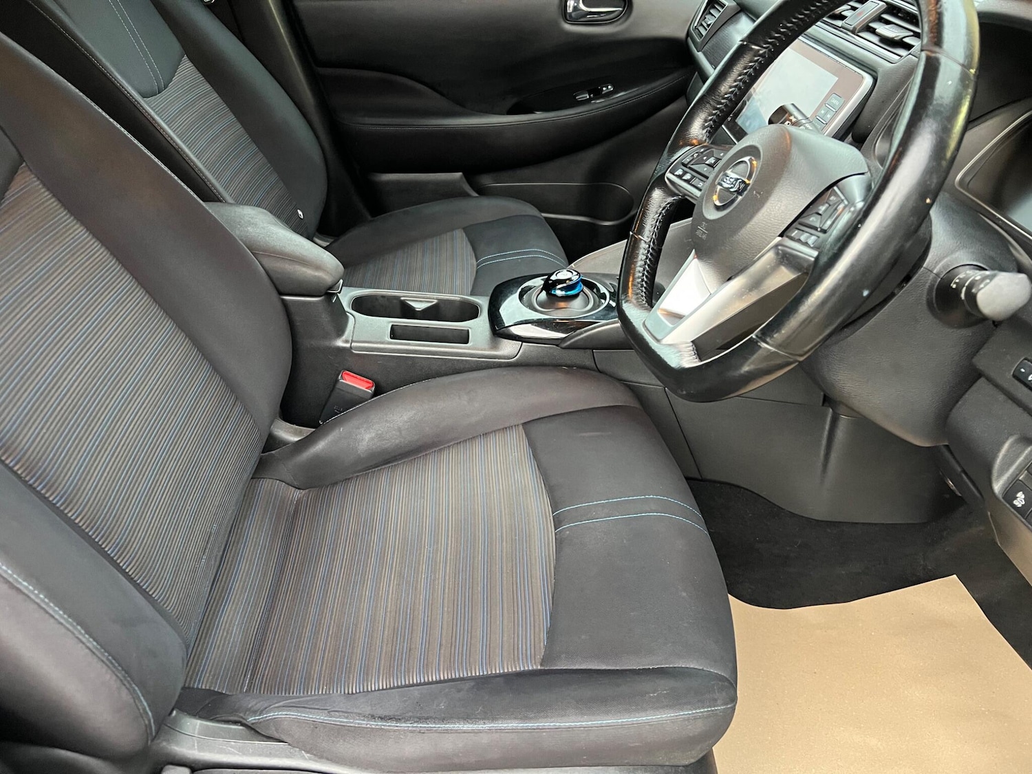 Used Nissan Leaf 2021 for sale - 76550093: Photo 11