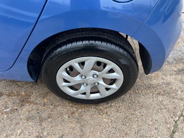 Used Hyundai i10 2017 for sale - 76238664: Photo 23
