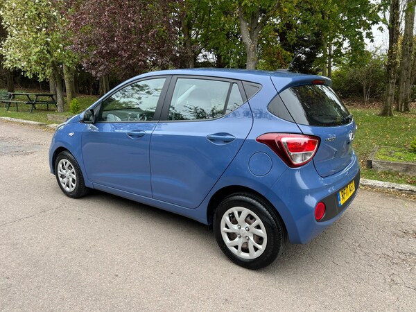Used Hyundai i10 2017 for sale - 76238664: Photo 8