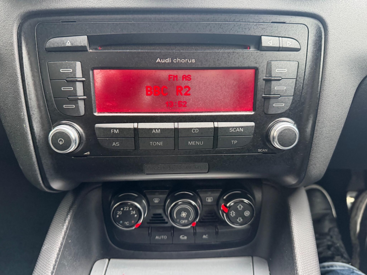 Used Audi TT 2010 for sale - 77424791: Photo 21