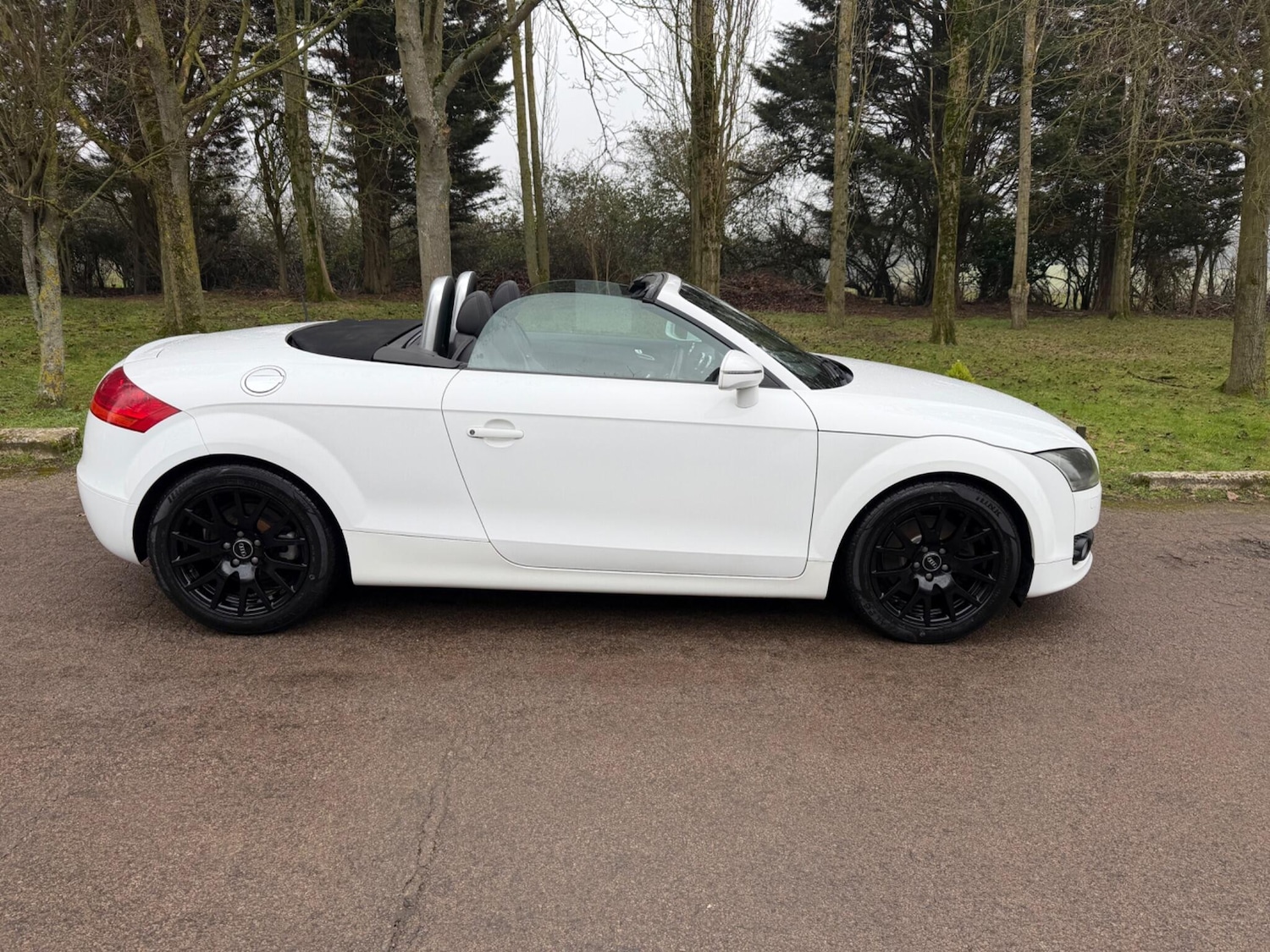 Used Audi TT 2010 for sale - 77424791: Photo 5