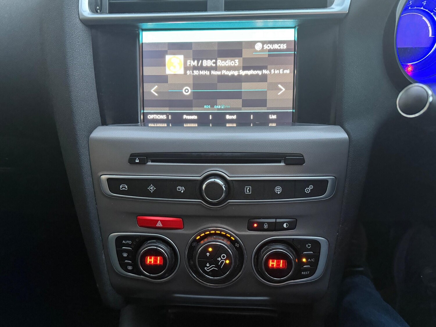 Used Citroen C4 2018 for sale - 76700755: Photo 15