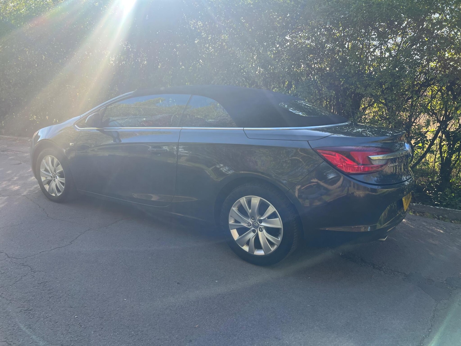 Used Vauxhall Cascada 2014 for sale - 76752555: Photo 7