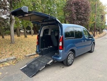 Used Peugeot Partner Tepee 2015 for sale - 75916149: Photo