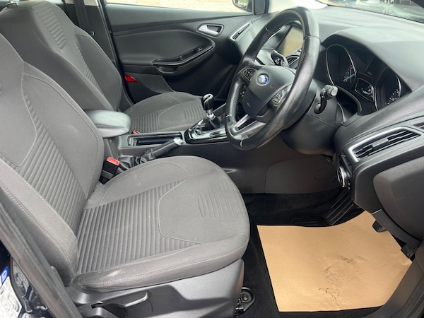 Used Ford Focus 2014 for sale - 76326909: Photo 11