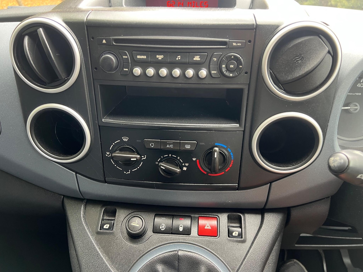 Used Peugeot Partner Tepee 2015 for sale - 76753046: Photo 23