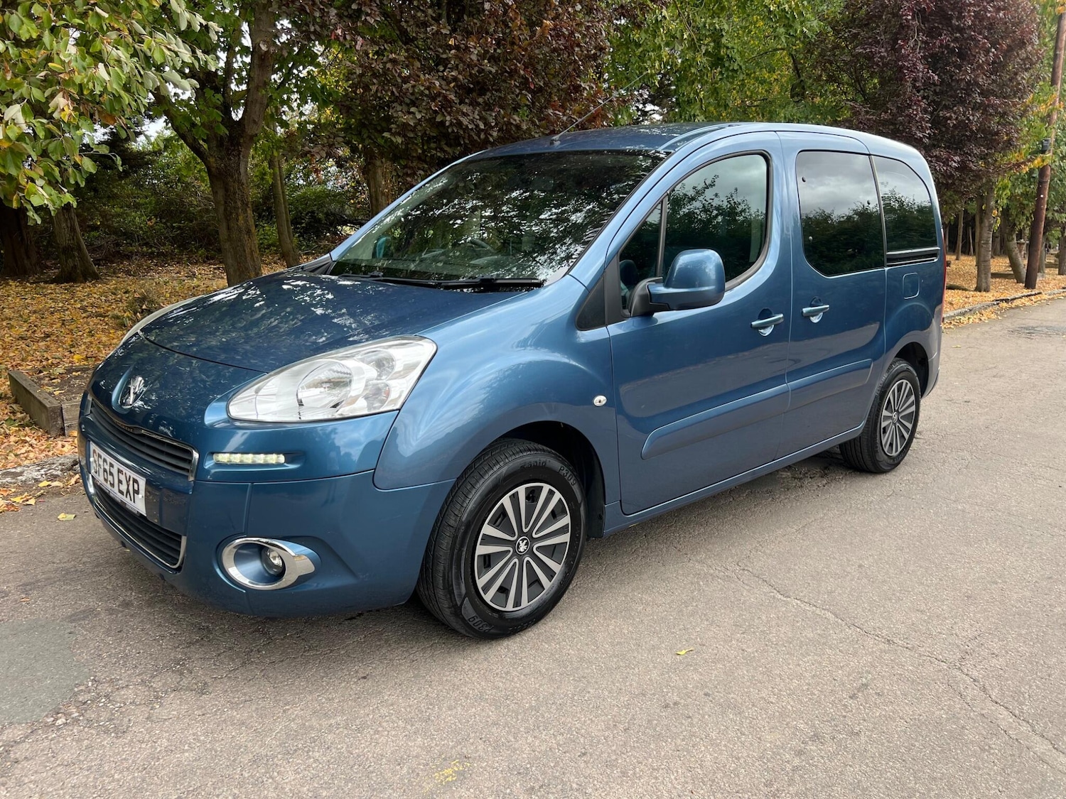 Used Peugeot Partner Tepee 2015 for sale - 76753046: Photo 4