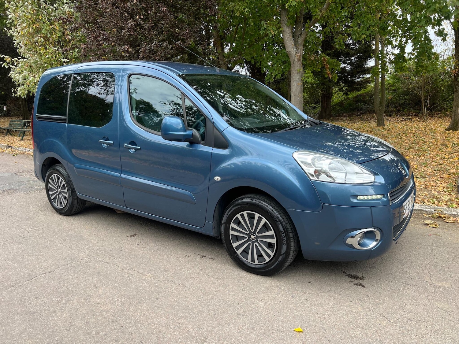 Used Peugeot Partner Tepee 2015 for sale - 76753046: Photo 5