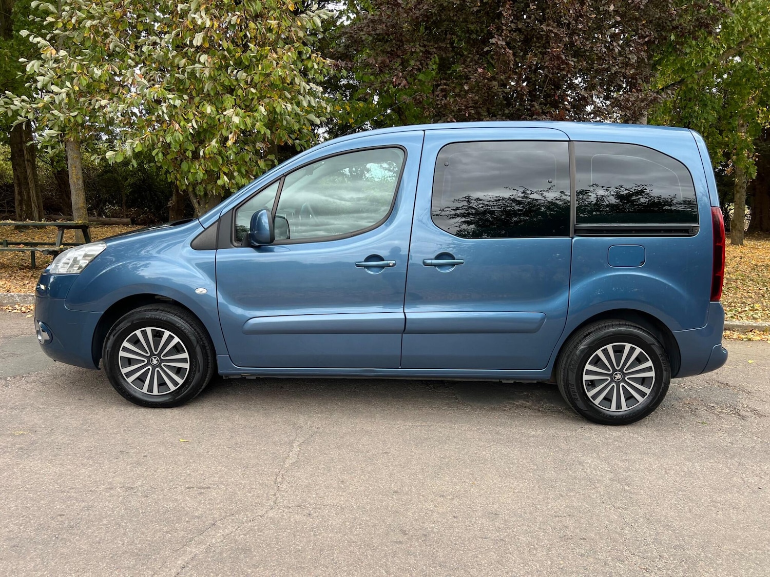 Used Peugeot Partner Tepee 2015 for sale - 76753046: Photo 8