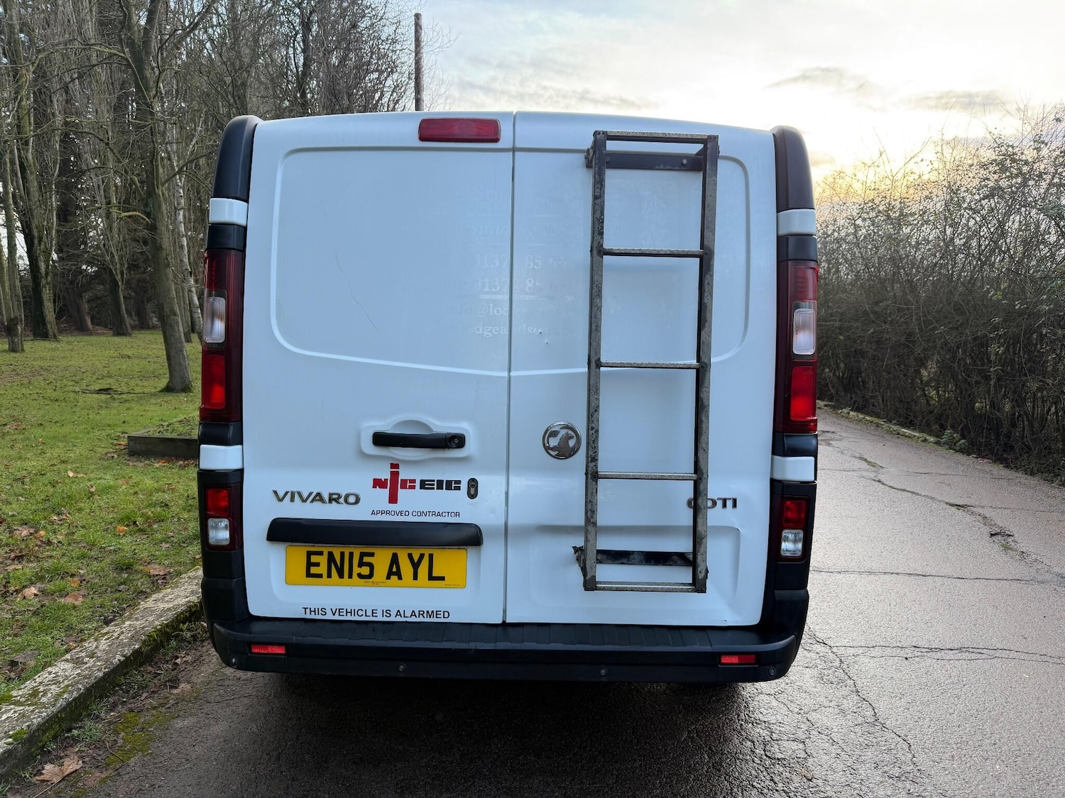 Used Vauxhall Vivaro 2015 for sale - 77202876: Photo 5