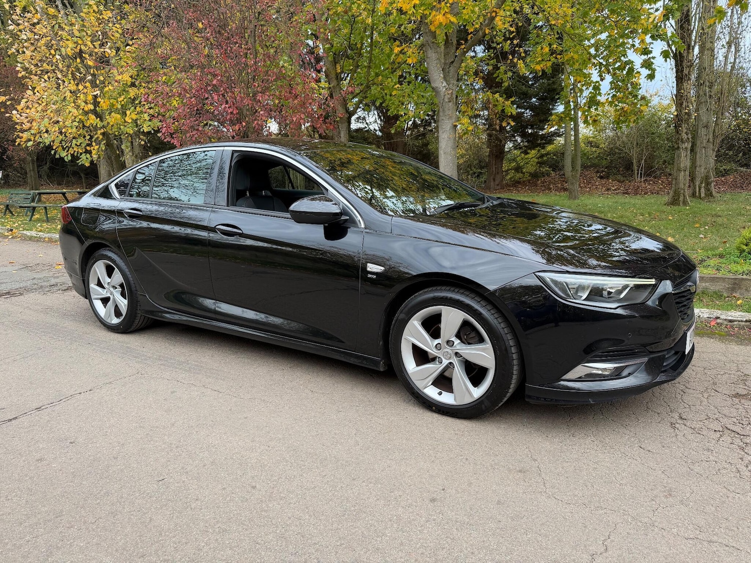 Used Vauxhall Insignia for sale - 76485755: Photo 1