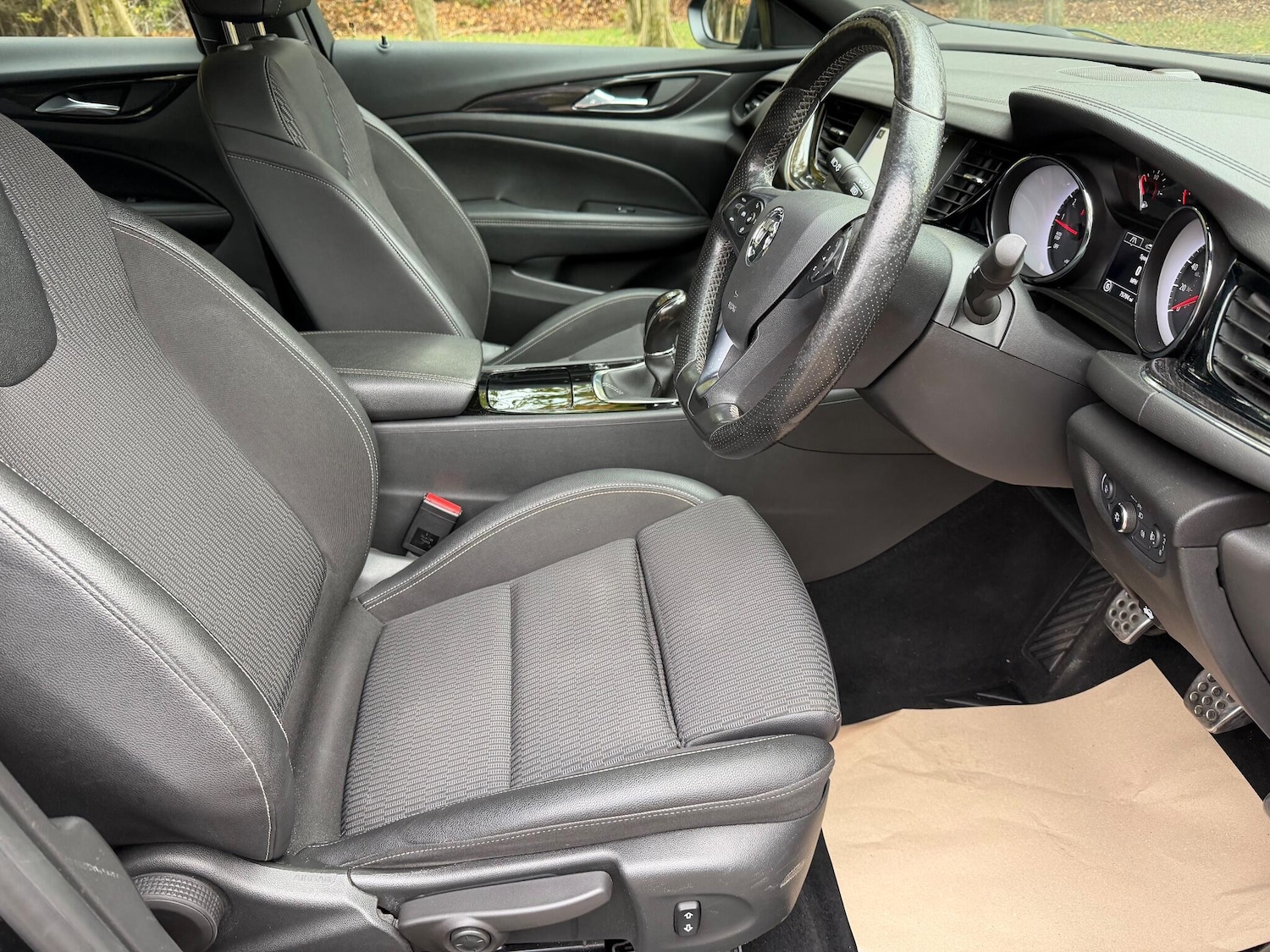 Used Vauxhall Insignia for sale - 76485755: Photo 11