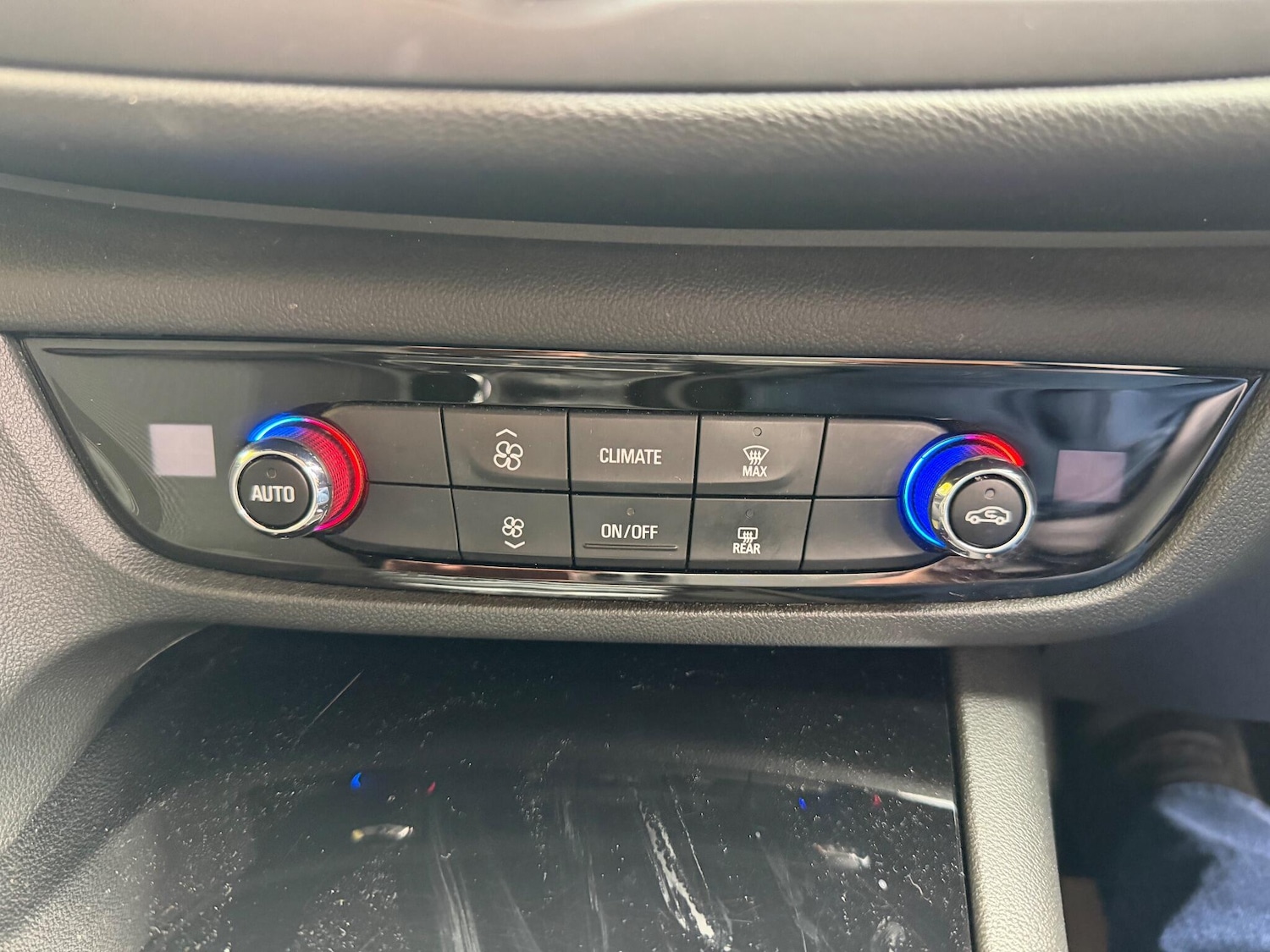 Used Vauxhall Insignia for sale - 76485755: Photo 22