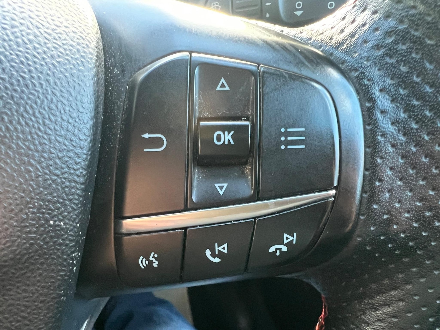 Used Ford Fiesta Van 2020 for sale - 76865302: Photo 16