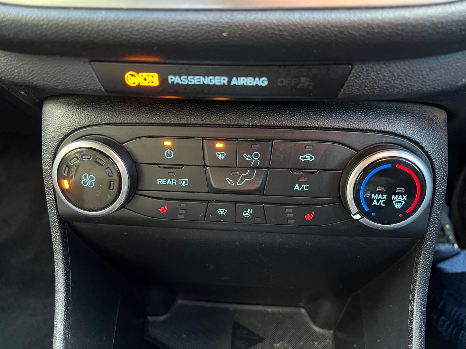 Used Ford Fiesta Van 2020 for sale - 76865302: Photo 18