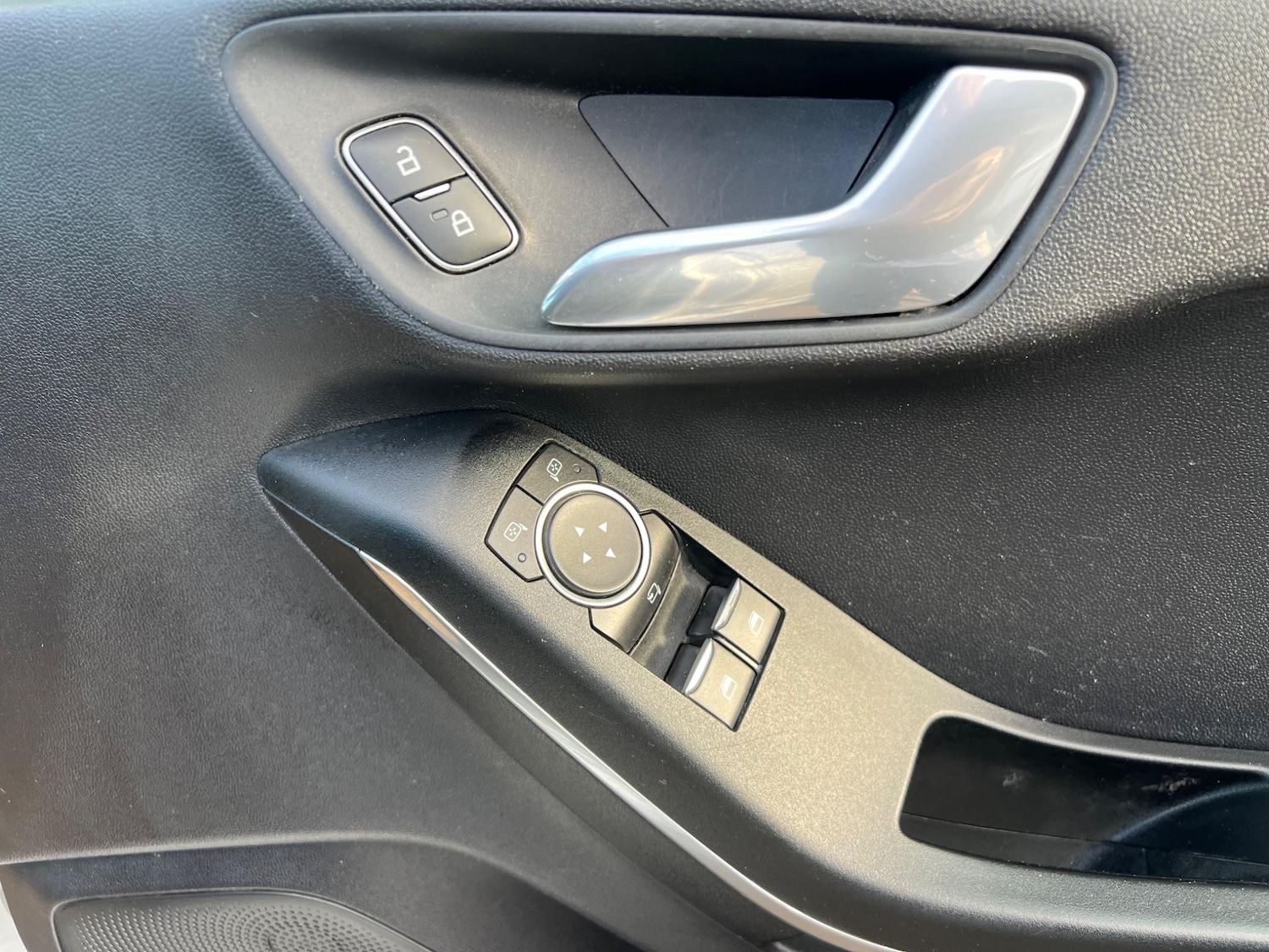 Used Ford Fiesta Van 2020 for sale - 76865302: Photo 20