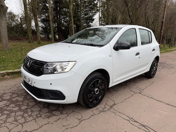 Used Dacia Sandero 2019 for sale - 77066402: Photo