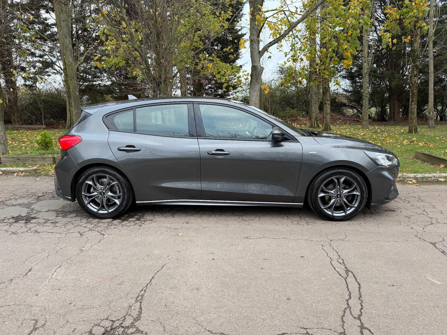 Used Ford Focus 2019 for sale - 76644902: Photo 9