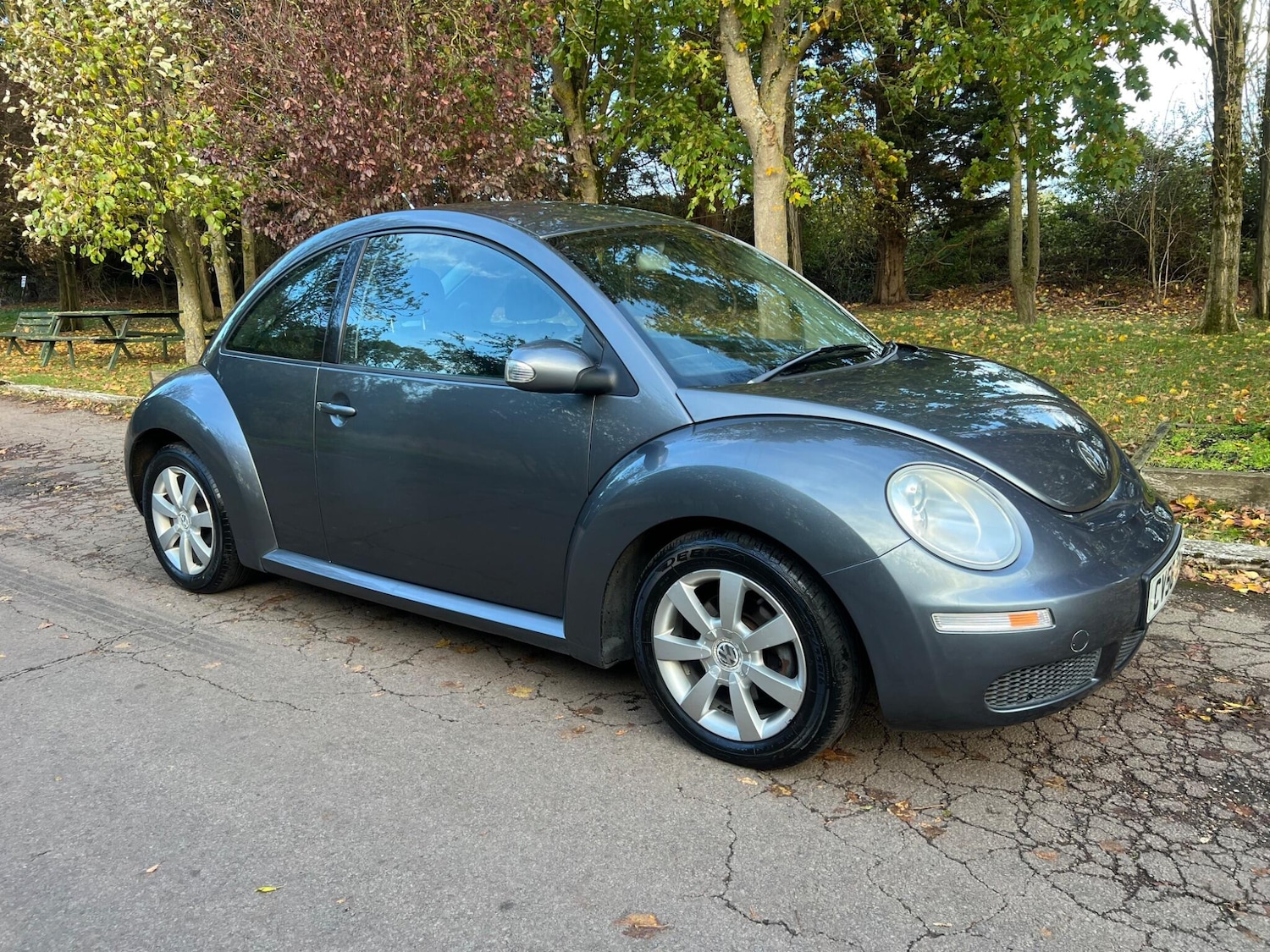 Used Volkswagen Beetle 2006 for sale - 76360408: Photo 1